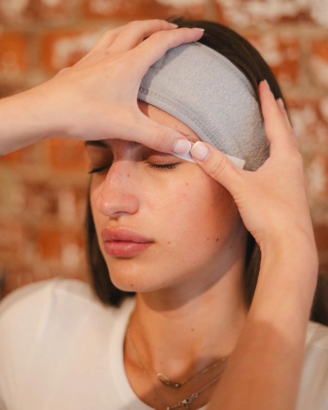 Brow & Facial Waxing, Stanley Beauty Salon